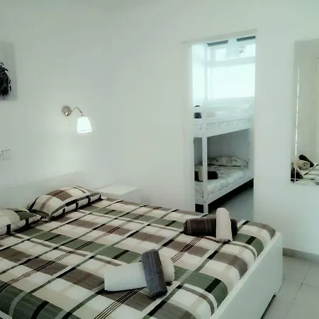 Apartment Loma Aircon Poolside - Puerto Del Carmen Puerto del Carmen (Lanzarote)